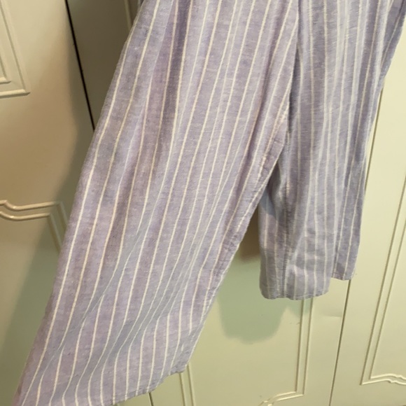 Old Navy sleeveless jumpsuit - Picture 3 of 8